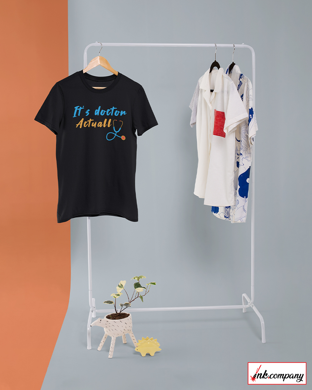 Empowered Medic T-Shirt Confident Doctor T-Shirt For Women - S