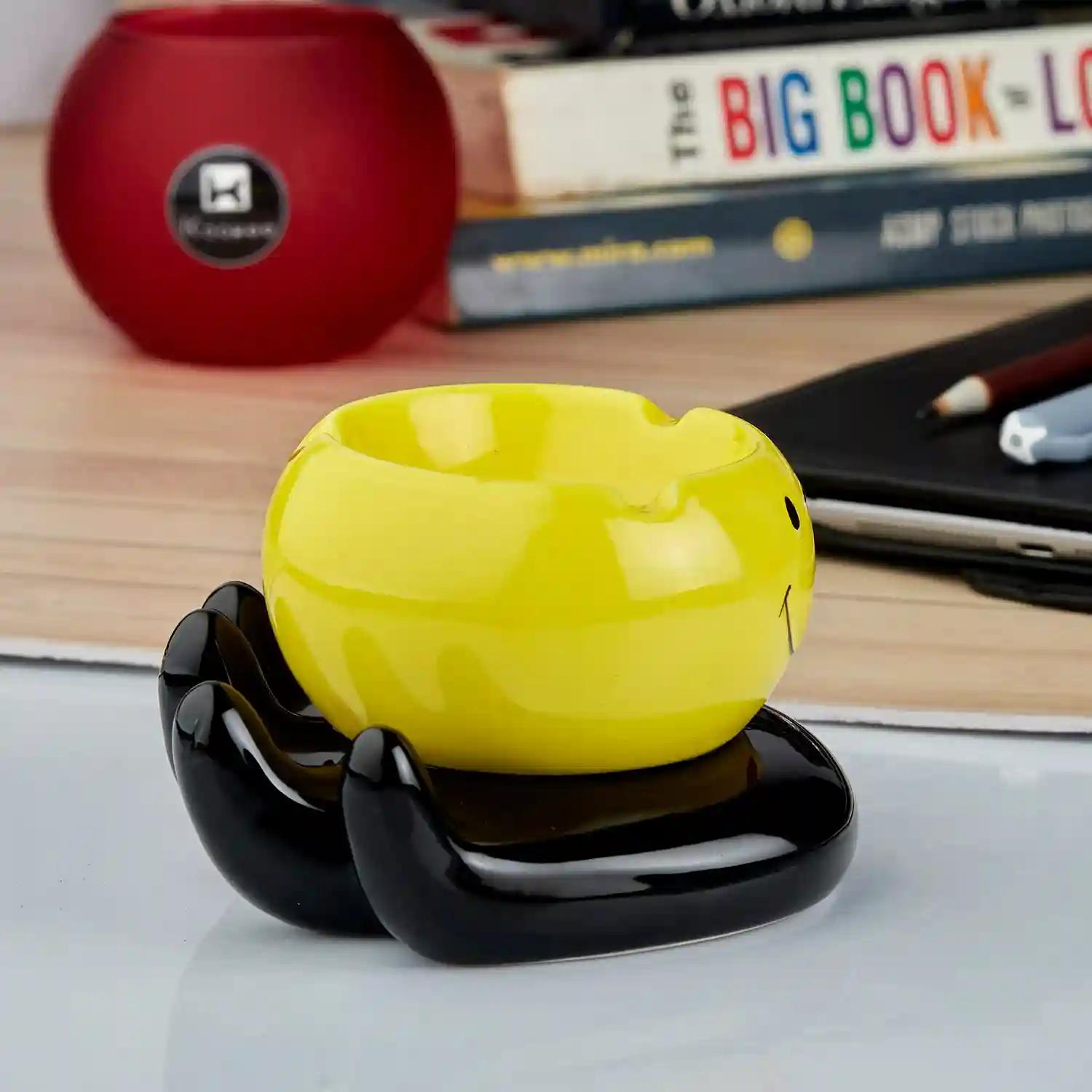 Kookee Groovy Ceramic Ashtray - Unique and Colorful Smoking Accessory with Retro Vibes - Funky Decor for Smokers and Collectors, Yellow/Black (10770)