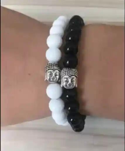 White Agate and Black Onyx Stone, Natural Energized Stone, 8 mm Beads Bracelet with Buddha