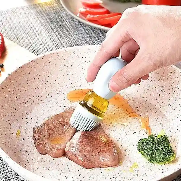 Kunya Glass Oil 2 in 1 Silicone Dropper & Brush Measuring Oil Dispenser (Color Will be Sent as per Stock Availability)