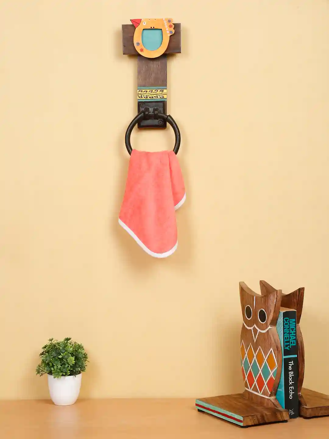 Shilpkara Tribal Bird Handcrafted Towel Ring Holder in Mango Wood