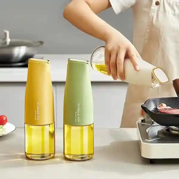 Kunya Auto Opening and Closing Oil Dispenser Bottle Leak Proof Condiment Container