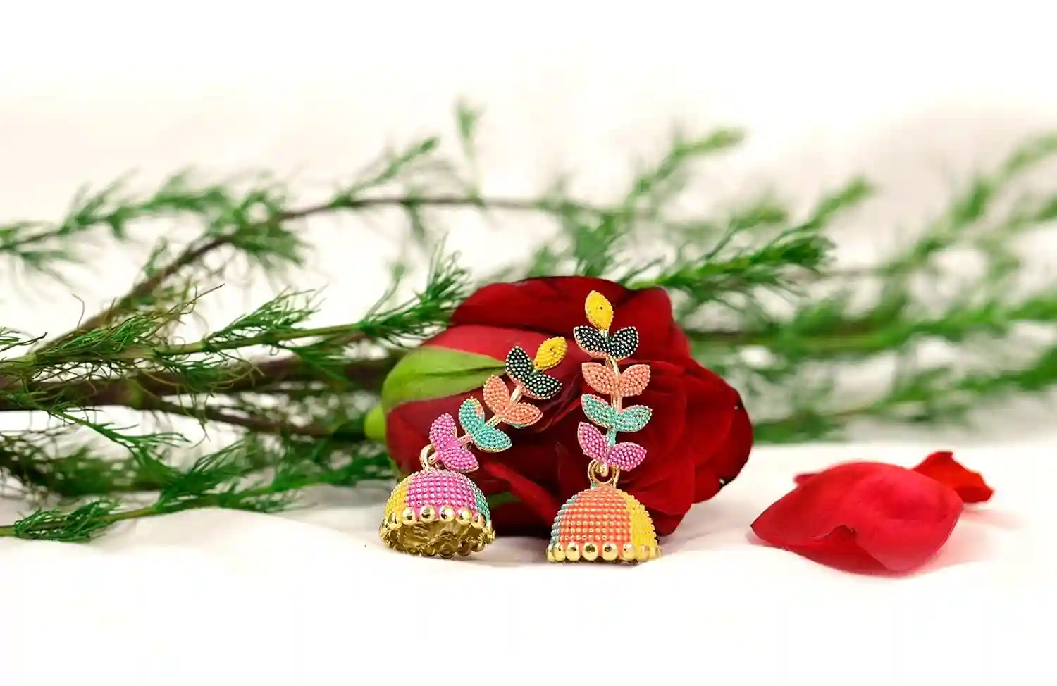 Birthday Gift For Girls/Rakhi Gift For Sister/Gift For Girlfriend/Gift For Wife/Gift For Girls-Decorated Ribboned Box+Chocolates In An Organza Potli+2 Scrunchies+Pair Of Earring+Daisy Flower Neckpiece+Keychain+Accessories