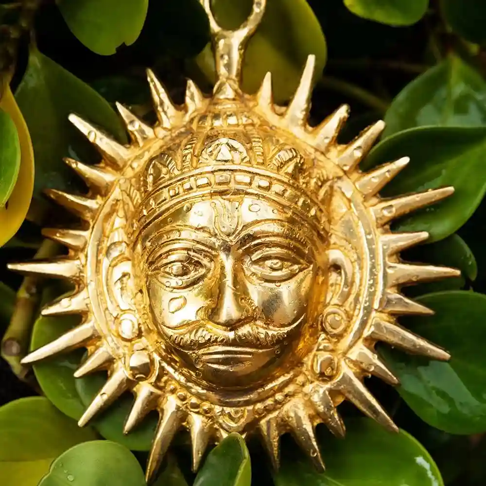 ALODIE - Brass Sun Wall Hanging - Brass Sun for Vastu - Brass God Idols - Handicraft Home Decore - Surya Dev Wall Hanging Fo