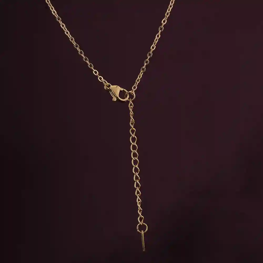 Palmonas 18K  Gold Plated Dainty Clover Flower Necklace For Womens Waterproof & Anti-Tarnish