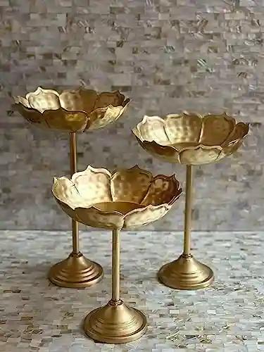 Beautiful Golden Floral hot Bowl. 11