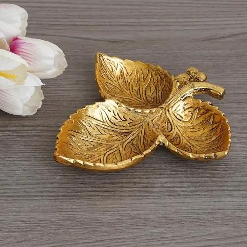 WEBELKART Premium Metal Leaf Shape Dry Fruit Serving Tray, Snacks, Floating Flowers for Home Decoration Dining Table Décor| Mouth Freshener Container| Diwali Decor Items