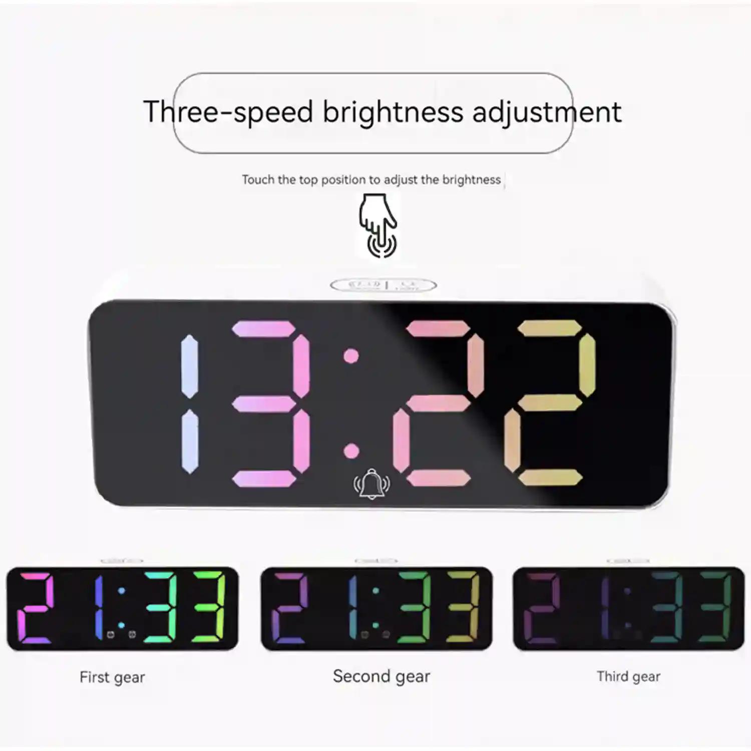 Digital Led Mirror Alarm Clock Large Display Usb Rechargeable Temperature Snooze Timing Dimmer Function Innovative Rgb Multi Colorful Numeric Numbers Table Top Alarm Clock (1-Pcs)